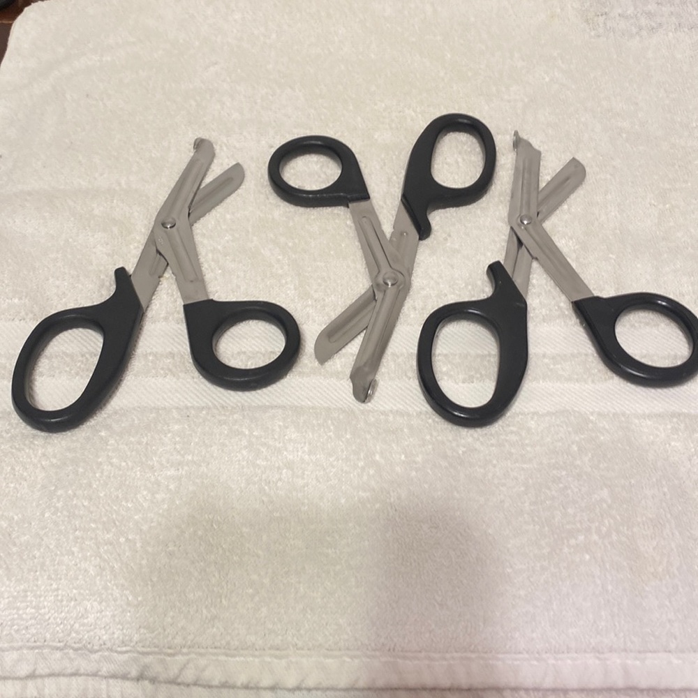 ✂️Medical Scissors set of 3